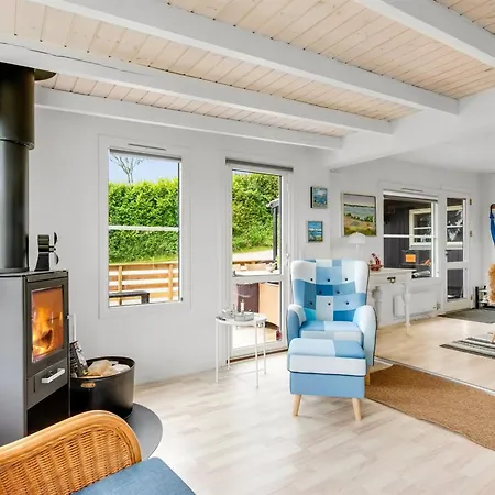 Filomena - 300m From The Sea By Interhome *