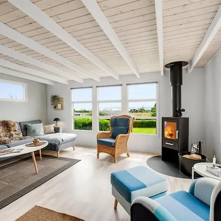 Filomena - 300m From The Sea By Interhome Feriehus